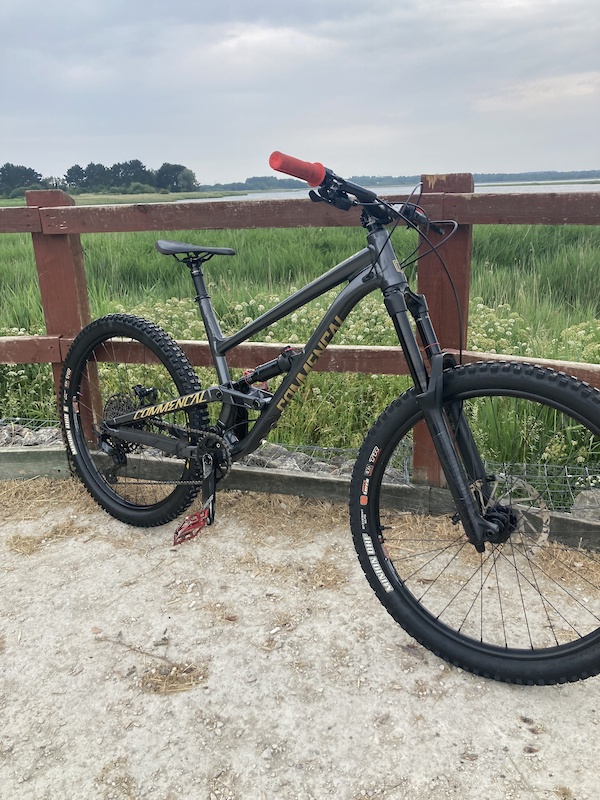 commencal clash essential fox sand 2019