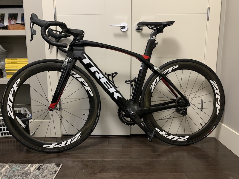 2018 Trek Madone 9 H2 F S 52cm with Zipp Wheels For Sale