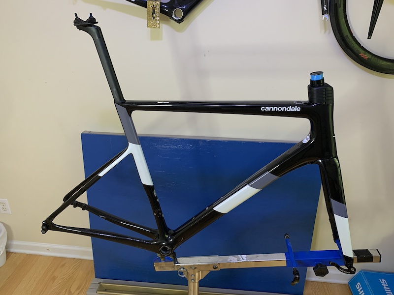 2021 Cannondale super six evo 56cm disc brake frameset For Sale