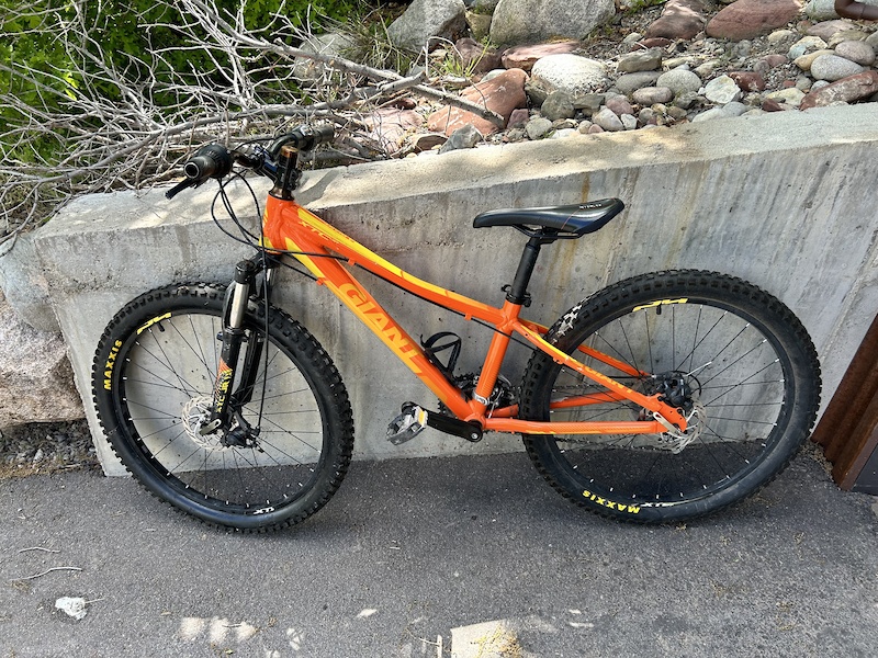 Giant xtc jr sales 24 disc 2016