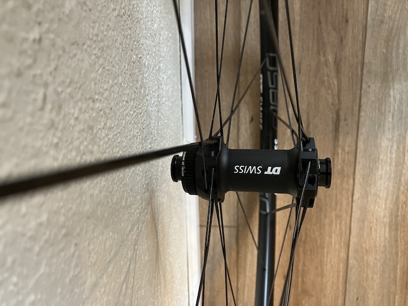 パーツ DT SWISS C1850 spline DT Swiss C 1850 Spline 23 Disc Aluminum Tubeless | The Pro's