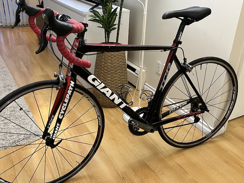 2010 Giant Tcr Alliance road bike For Sale