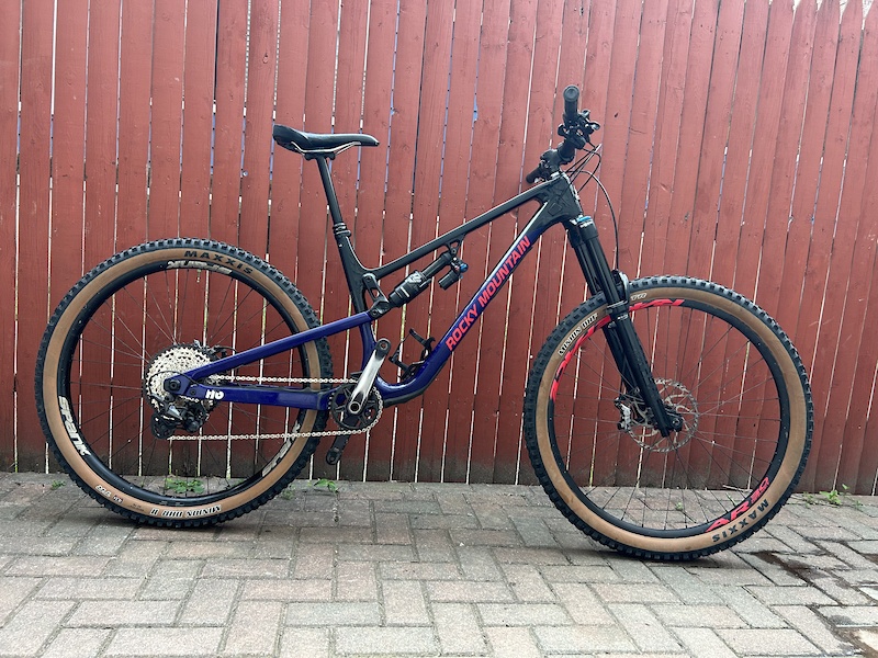 2021 Rocky Mountain Altitude Carbon 70 Large 29” For Sale