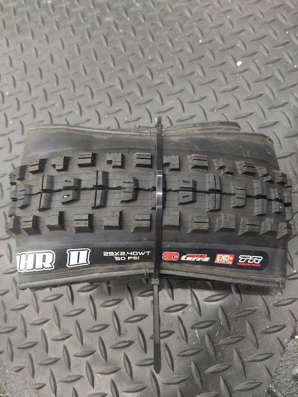 maxxis dhr2 exo  29