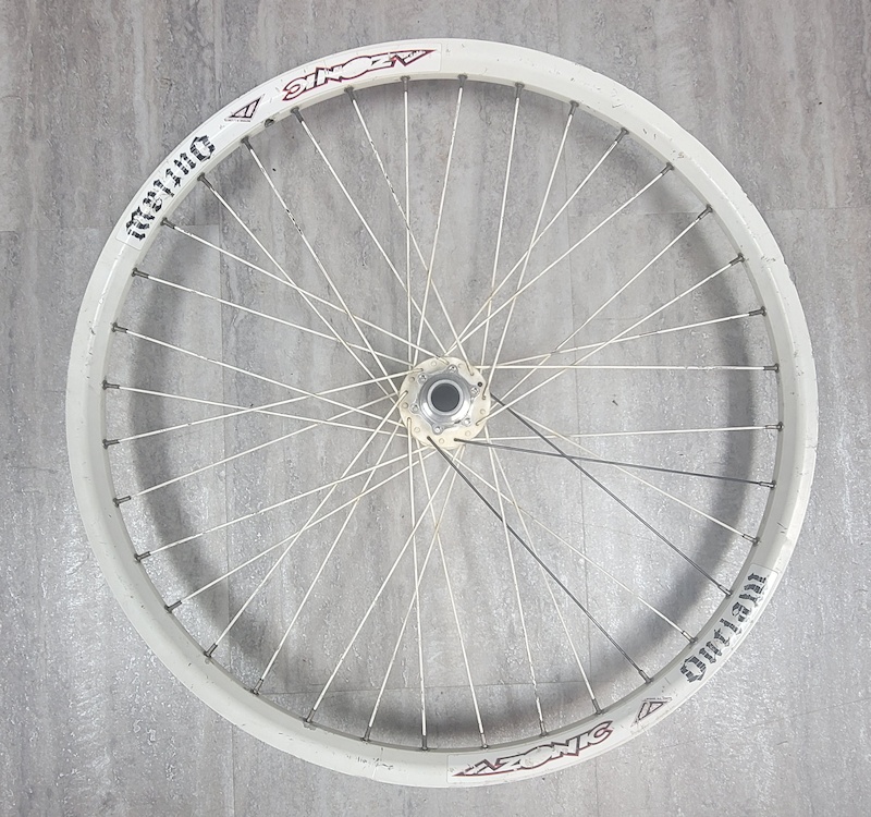 Azonic Outlaw Front Wheel 20 110mm 26 For Sale