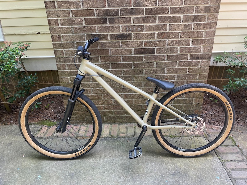 Commencal absolut dirt discount jump bike 2021