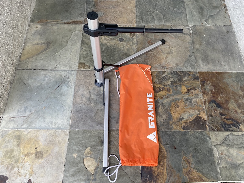 granite hex bike stand