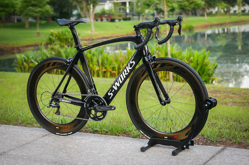 SPECIALIZED ウィンドベスト サイズ S ブラック ご予約賜り中S-WORKS TARMAC SL8フレームセット＆完成車 - サイ