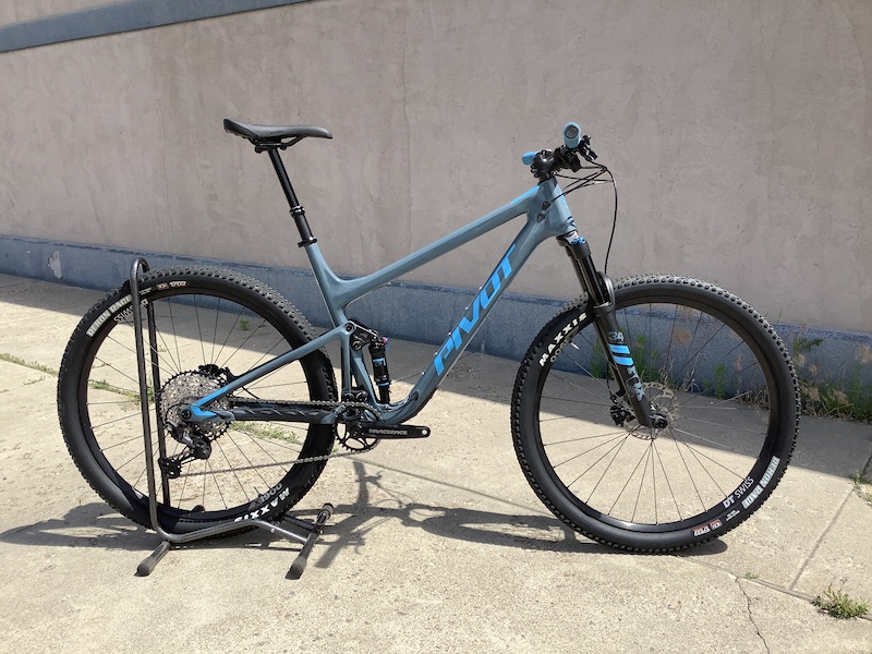 Pivot mach 4 hot sale sl for sale