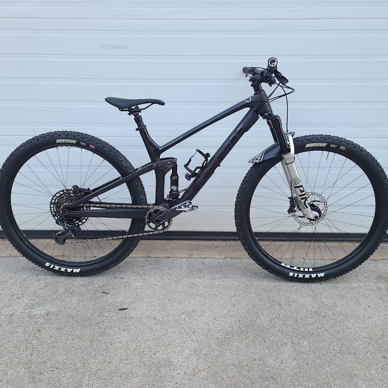 2021 Trek Top Fuel Carbon Size M/L For Sale