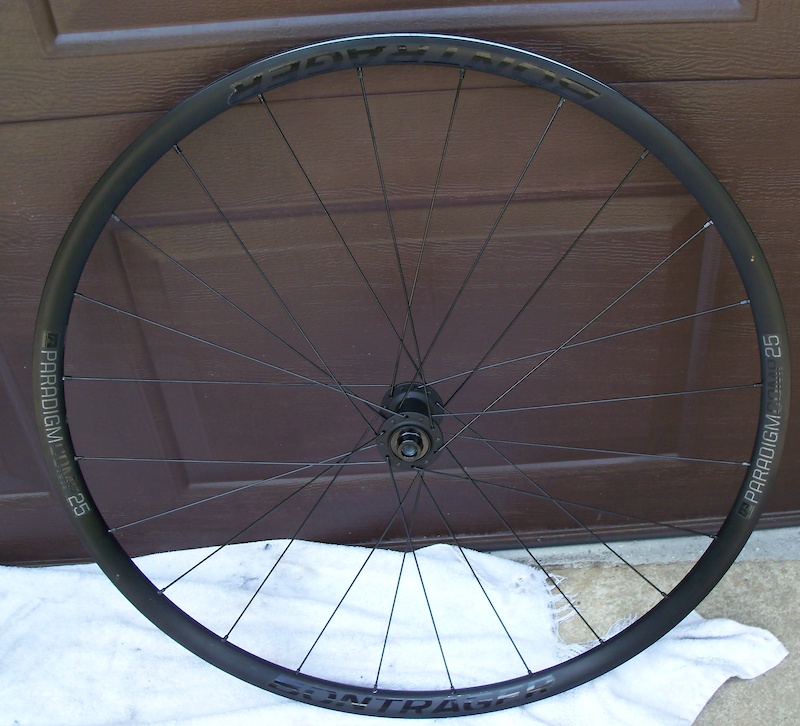 2022 Bontrager Paradigm Comp 25 TLR Disc Road Wheelset For Sale