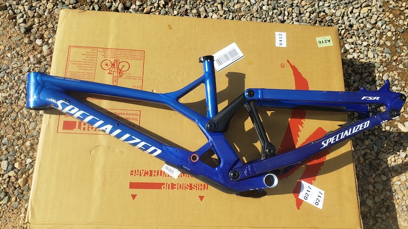 Specialized demo clearance 2021 frame