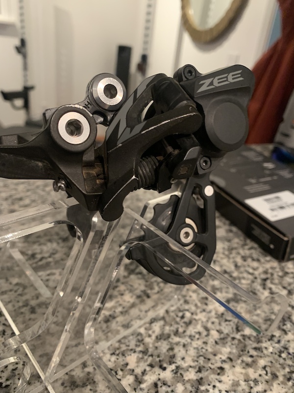 zee derailleur