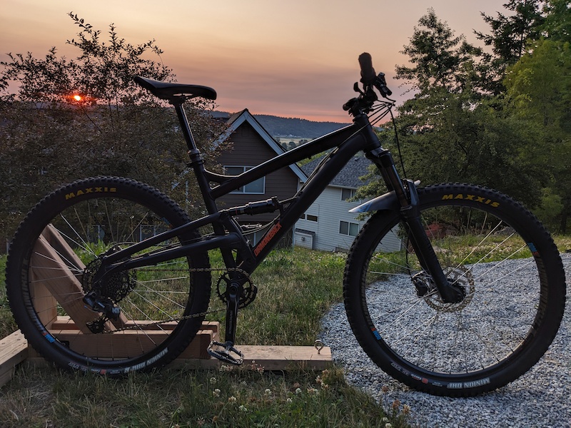 Diamondback atroz 3 online mountain bike