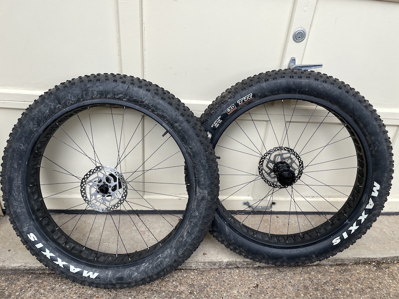 Giant 27.5” Fat Bike Wheelset 150/197 For Sale