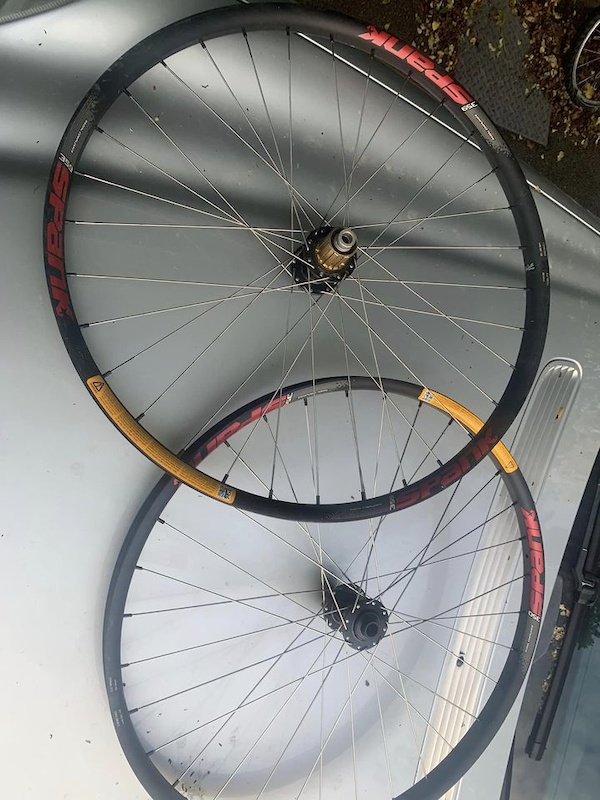 27.5 142mm rear wheel