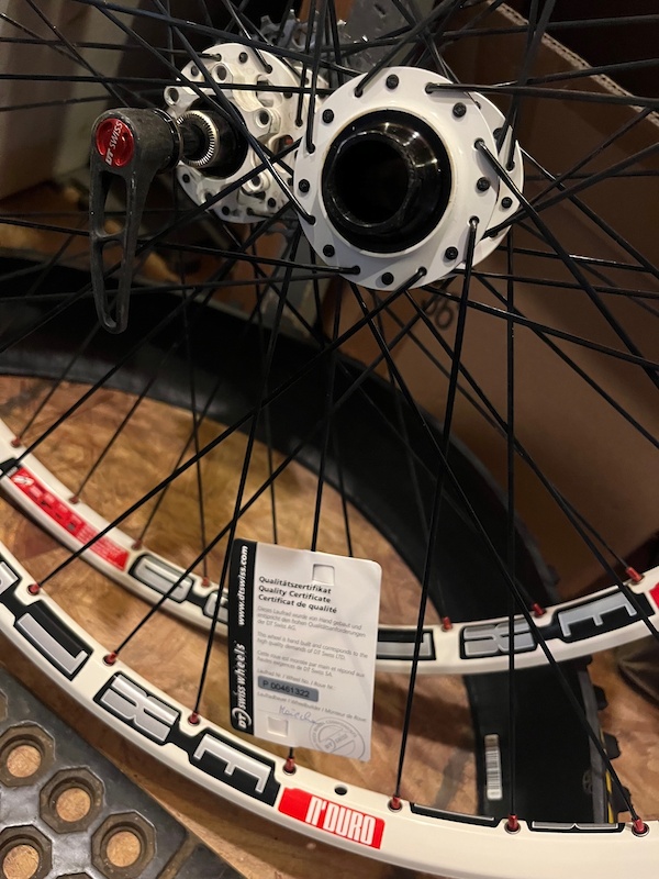 dt swiss dirt jumper wheelset