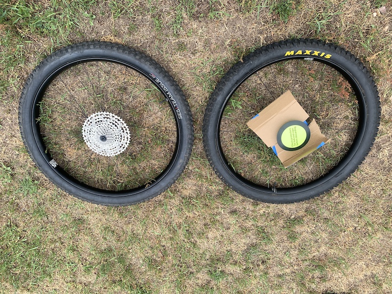 2022 Ibis 29 send wheels with cassette and tires ALL NEW For Sale