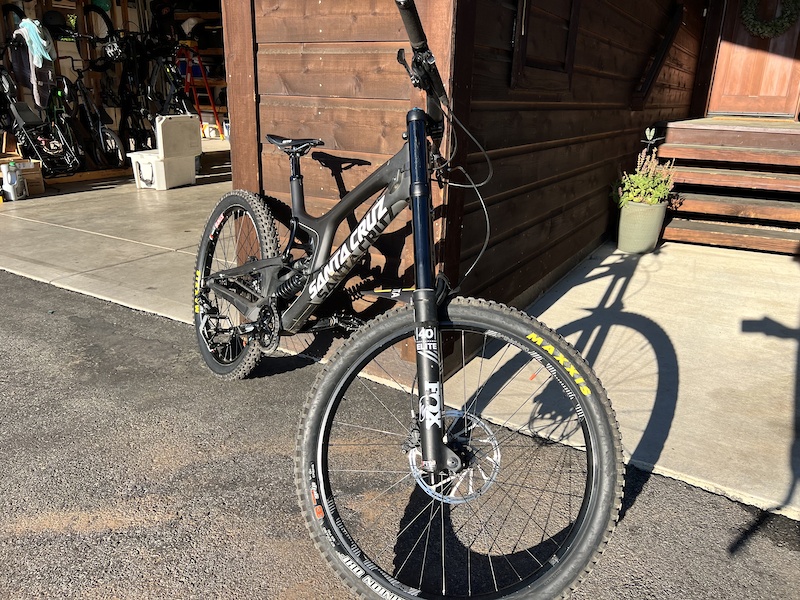 2019 Santa Cruz V10 For Sale