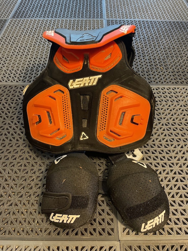 2022 Leatt Fusion 2.0 Chest Protector/Neck Brace Youth For Sale