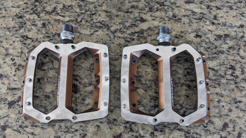 nukeproof horizon pro enduro pedals