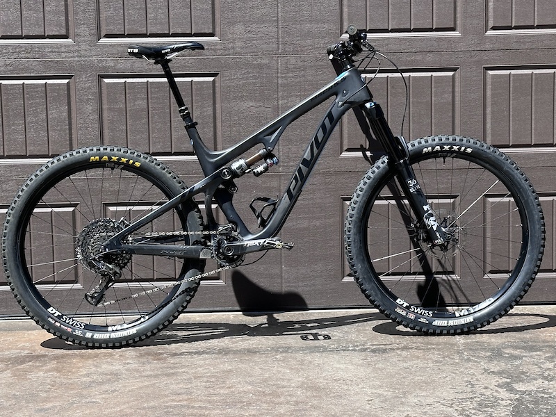 pivot mach 5.5 black