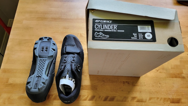 2022 Giro Cylinder size 41 - brand new For Sale