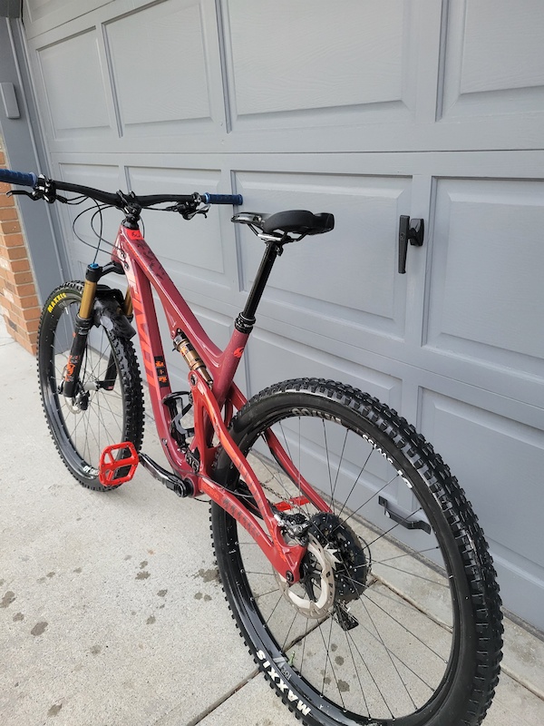 2019 pivot trail 429 for sale