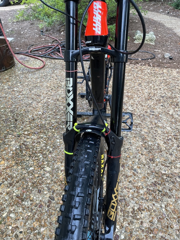 2018 Rockshox Boxxer Ultimate Fork with Charger Damper For Sale