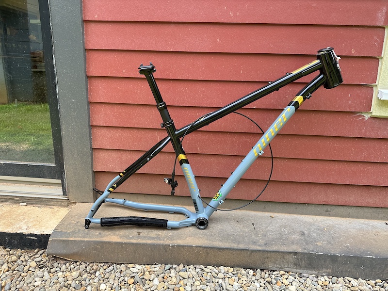 2021 Niner SIR9 frame w dropper BB and headset For Sale