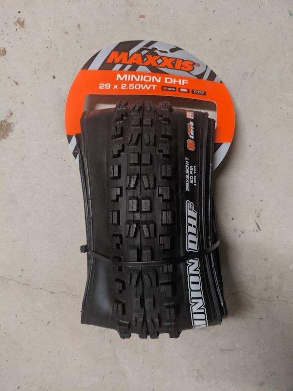 maxxis dhf exo  wt 2.5