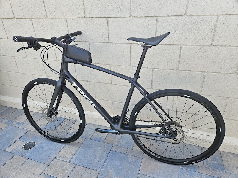 2021 Trek FX5 Large Carbon Fitness Bike For Sale