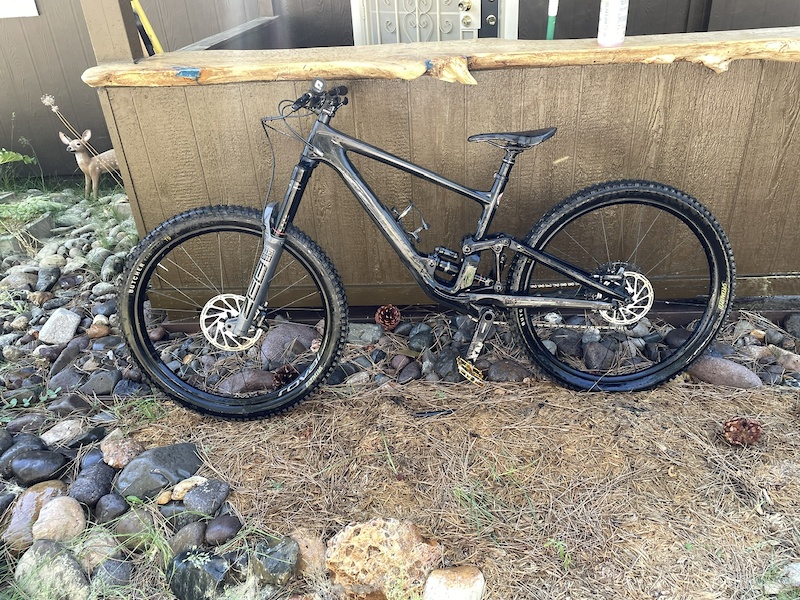 Specialized enduro discount comp for sale