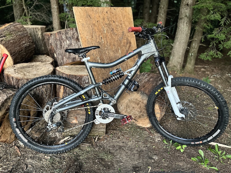 2011 Santa Cruz Bulliet For Sale