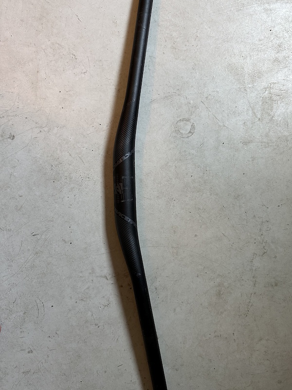 2022 Race Face aeffect bars. 780 mm For Sale