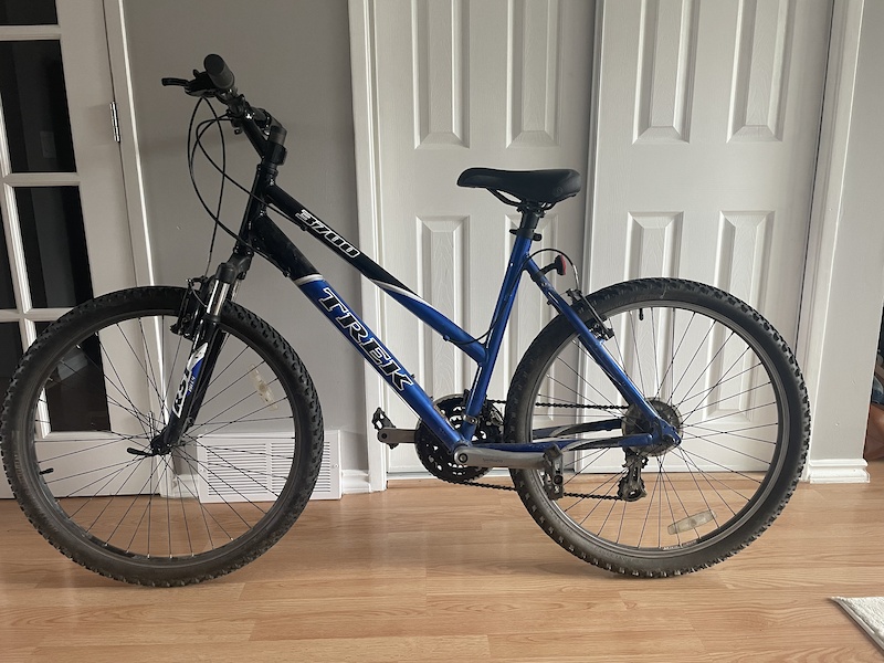 Trek 3700 best sale hardtail mountain bike