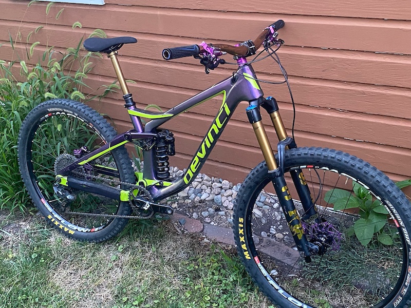 2018 devinci sales spartan carbon