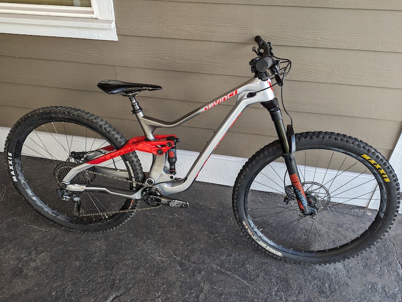 Devinci troy 29 carbon hot sale