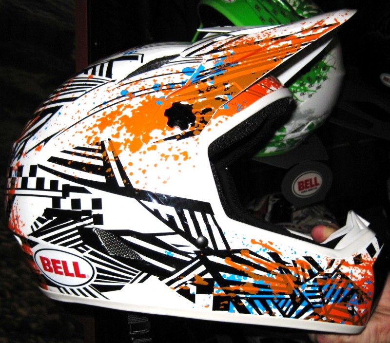 Interbike 2008 - Bell Helmets - Drop