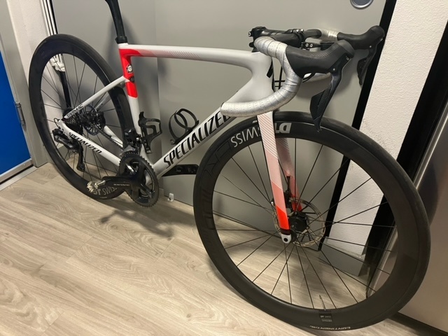 Specialized tarmac 52cm for sale sale