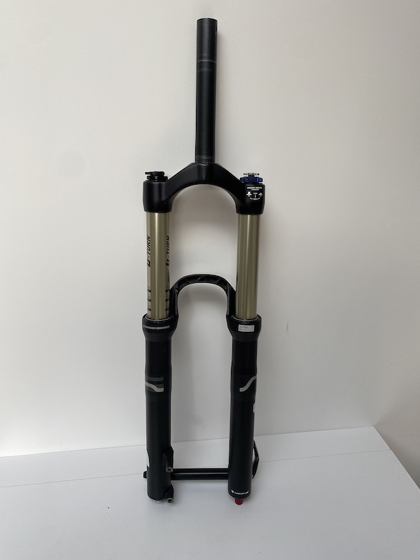 Rockshox lyrik u turn sale