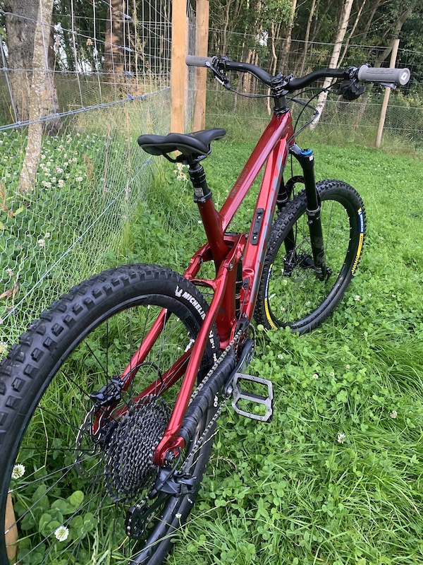 【カスタム多数】TREK Remedy7 カスタム多数】TREK Remedy7