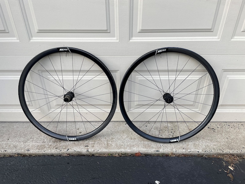 Roue Arrière HED Emporia GA Performance 700c - Frein à Disque, Jante Clincher, Compatible Shimano 10/11 Vitesses - Occasion