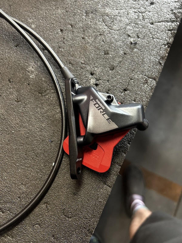 sram force axs brake calipers