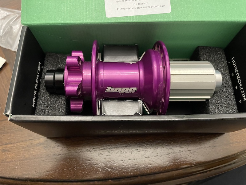 2022 Hope Pro 4 Rear Hub 32H Purple For Sale