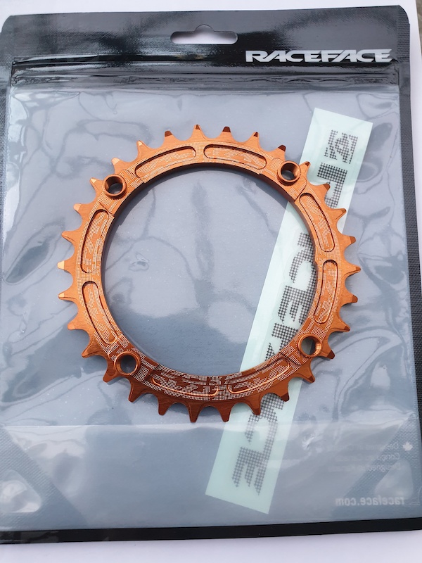Race Face Narrow Wide Chainring - 4 Bolt - 104mm - Red