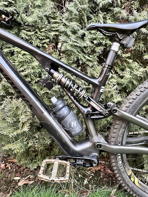 Specialized stumpjumper clearance bolt kit