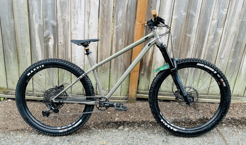 2022 Commencal Meta HT AM Ride 27.5 Size L For Sale