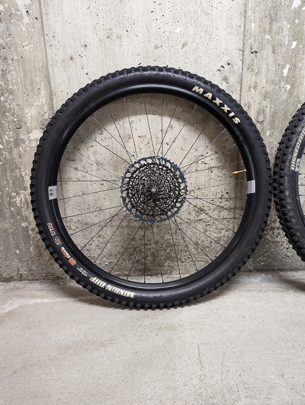Ruota Posteriore Crankbrothers Synthesis Alloy Enduro 27.5'' Boost - Cerchio In Lega Per MTB, Corpo SRAM XD, 12x148mm