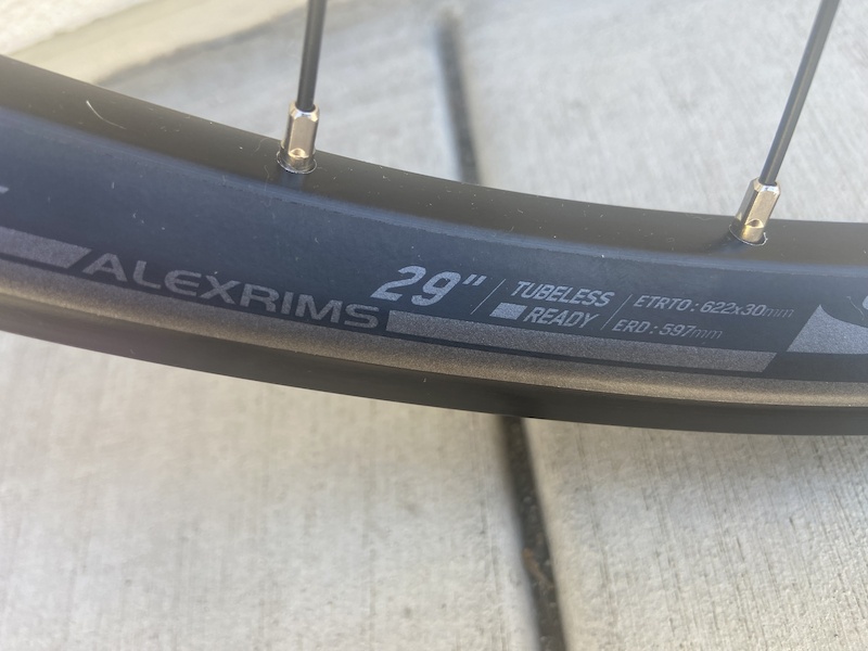 2022 Syncros X-30SE Wheelset Microspline Boost w/ Rotors For Sale